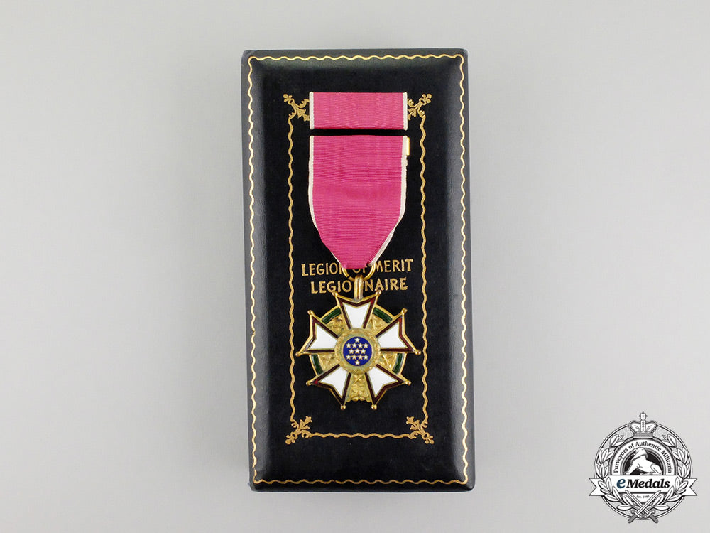 a_second_war_american_legion_of_merit;_legionnaire_grade_to_william_r._roberts_cc_3184_1