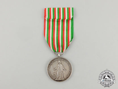 italy,_kingdom._an1859_independence_medal_with_miniature_cc_3291_1_1