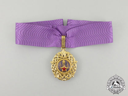 yugloslavia,_republic._a_rare_order_of_star_with_golden_wreath_cc_3301