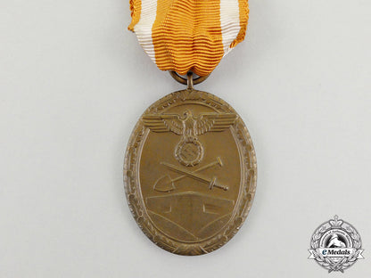 a_third_reich_period_german_defence_wall(_west_wall)_medal_cc_3707