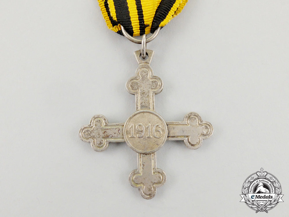 wurttemberg._a_charlotte_cross_with_miniature,_c.1916_cc_3837