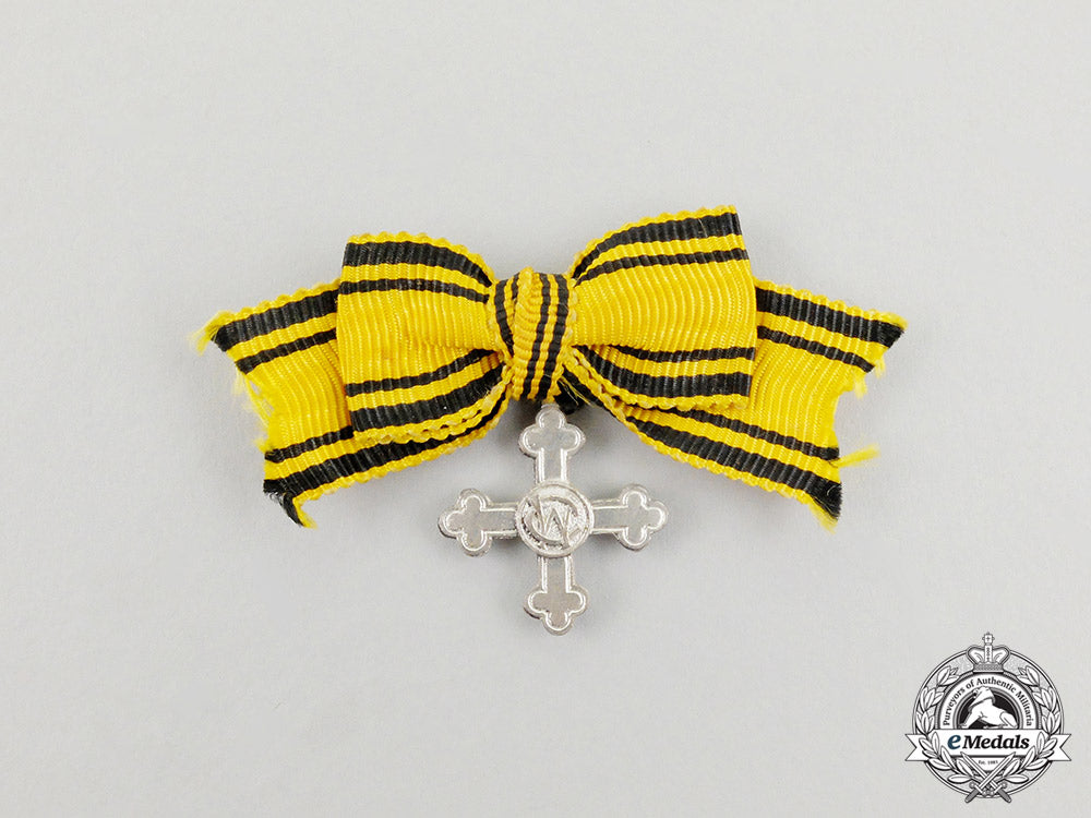 wurttemberg._a_charlotte_cross_with_miniature,_c.1916_cc_3841