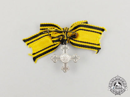 wurttemberg._a_charlotte_cross_with_miniature,_c.1916_cc_3842