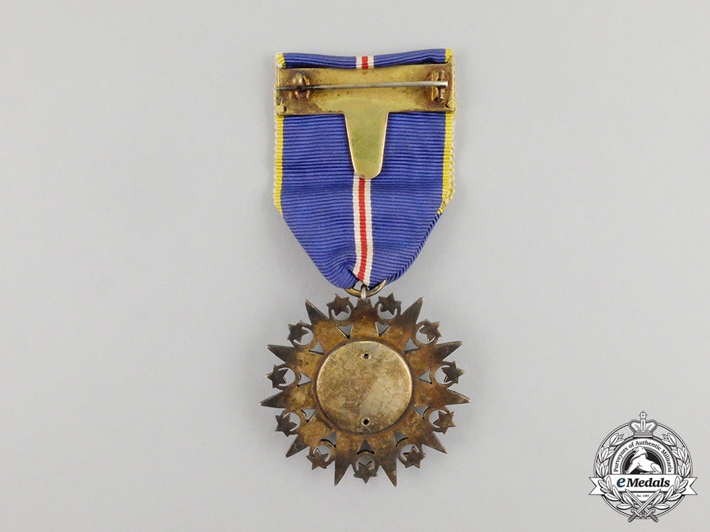 malaysia._an_order_of_the_defender_of_the_realm,_knight,_c.1965_cc_4005_1_1