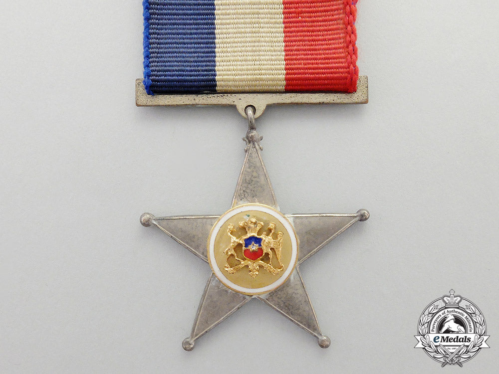 a_chilean_lone_service_star_for_ten_years'_service_cc_4051