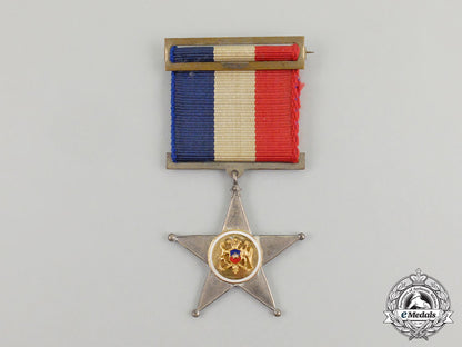 a_chilean_lone_service_star_for_ten_years'_service_cc_4098