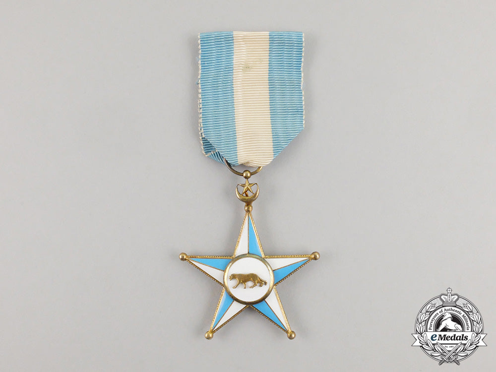 a_somalian_order_of_the_somali_star;_knight_cc_4212