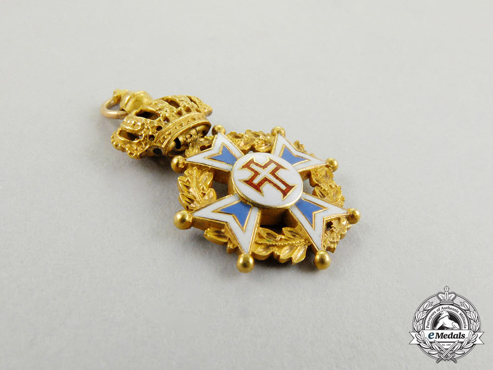 a_miniature_portuguese_military_order_of_christ_in_gold_cc_4245