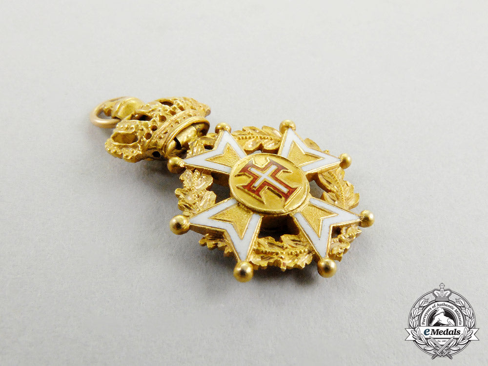a_miniature_portuguese_military_order_of_christ_in_gold_cc_4246