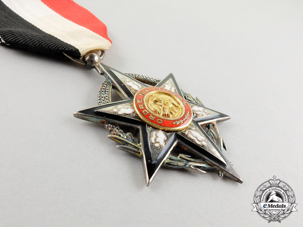 a_burkina_faso_order_of_national_merit,_knight,_cased_cc_4453_1