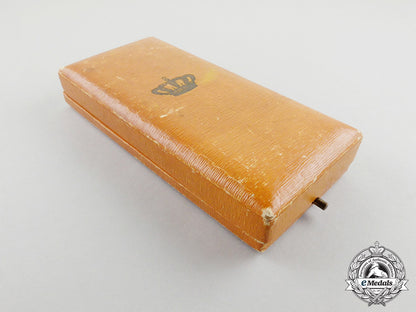 a_dutch_order_of_orange-_nassau,_knight,_civil_division,_cased_cc_4525