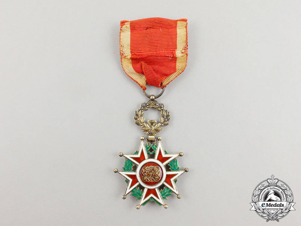 an_order_of_the_brilliant_star_of_zanzibar,_officer_by_godet_cc_4574