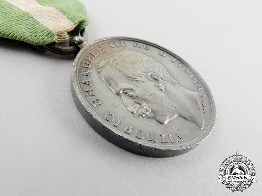 an_italian_commemorative_merit_medal_for_the_messina_earthquake1908_cc_4601