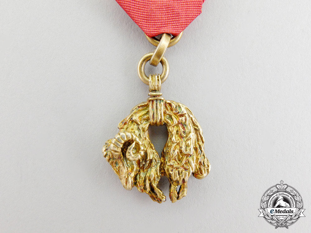 a_miniature_austrian_order_of_the_golden_fleece,_circa1880_cc_4643_1