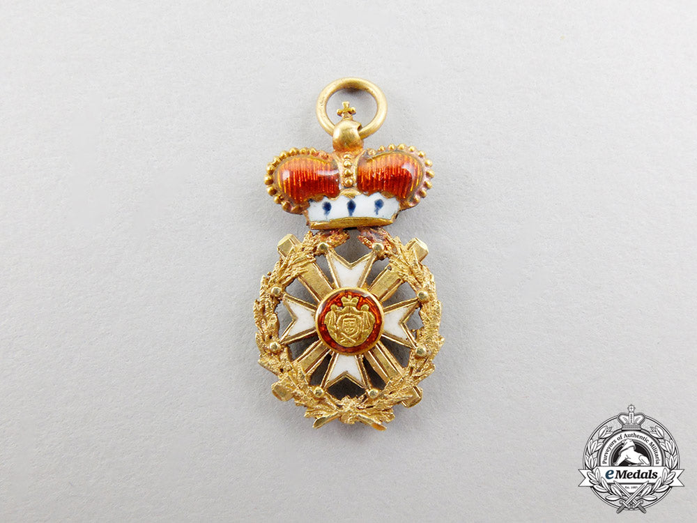 a_fine_miniature_serbian_order_of_takovo_in_gold_cc_4781