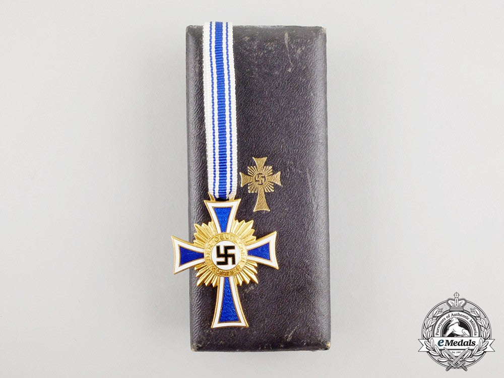a_third_reich_period1_st_class_cross_of_honour_of_the_german_mother_cc_5003_2