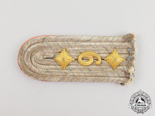 a_single_first_war_imperial_bavarian_artillery_shoulder_board_cc_5850_1