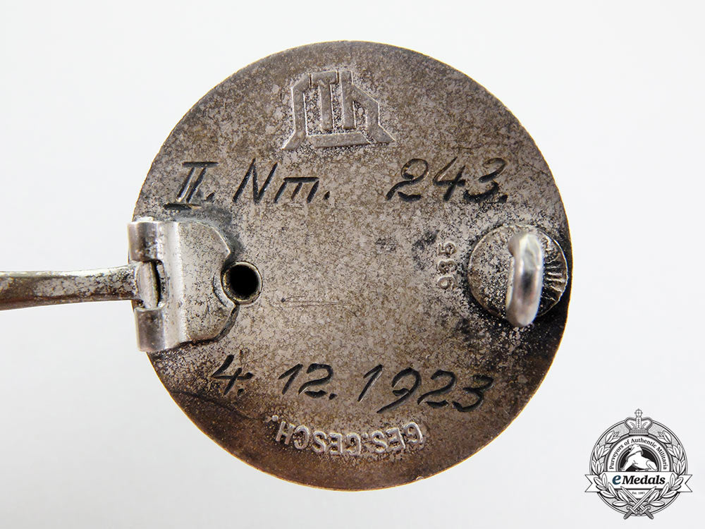 a_stahlhelm_membership_badge1923_cc_5882