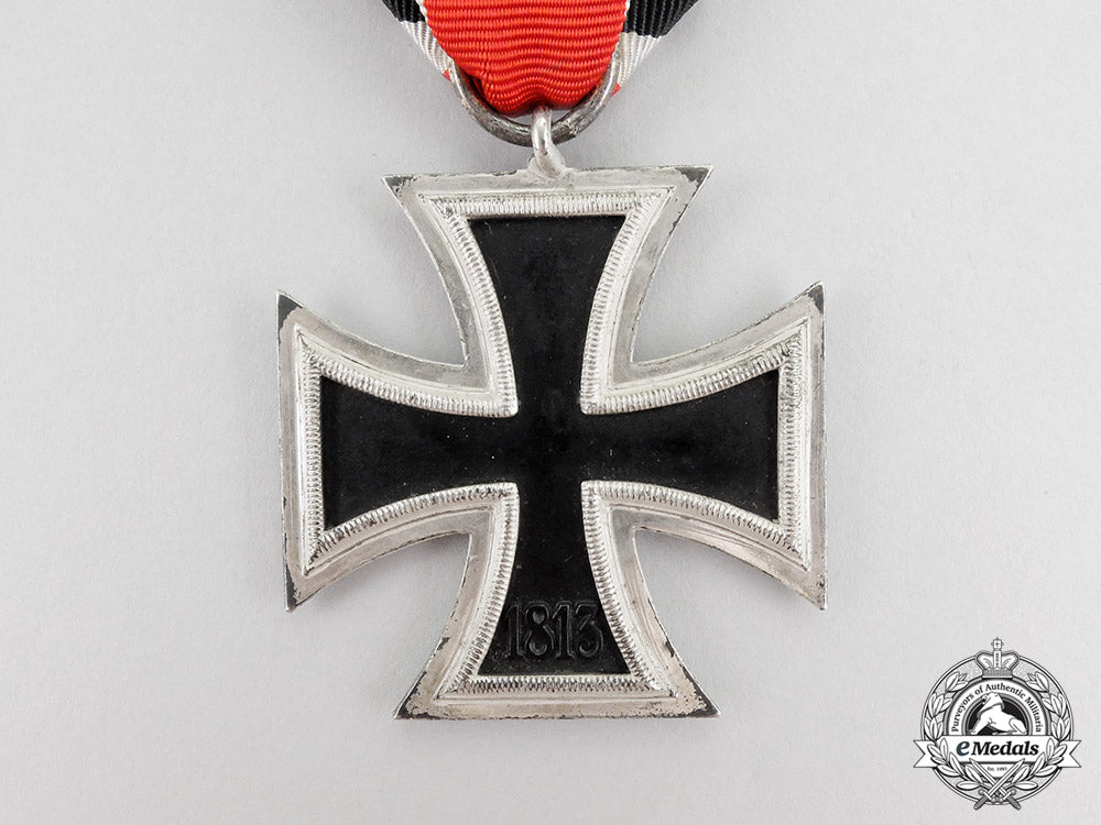 an_iron_cross1939_second_class_with_its_matching_boutonniere_cc_5957