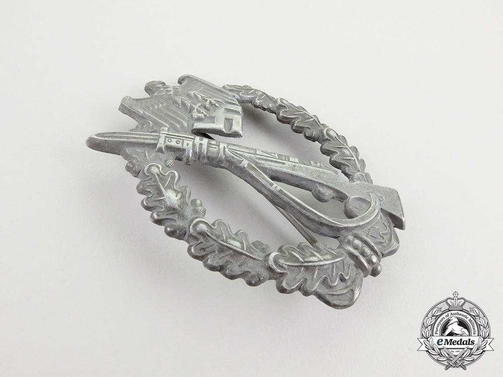 a_second_war_german_silver_grade_infantry_assault_badge_cc_6106