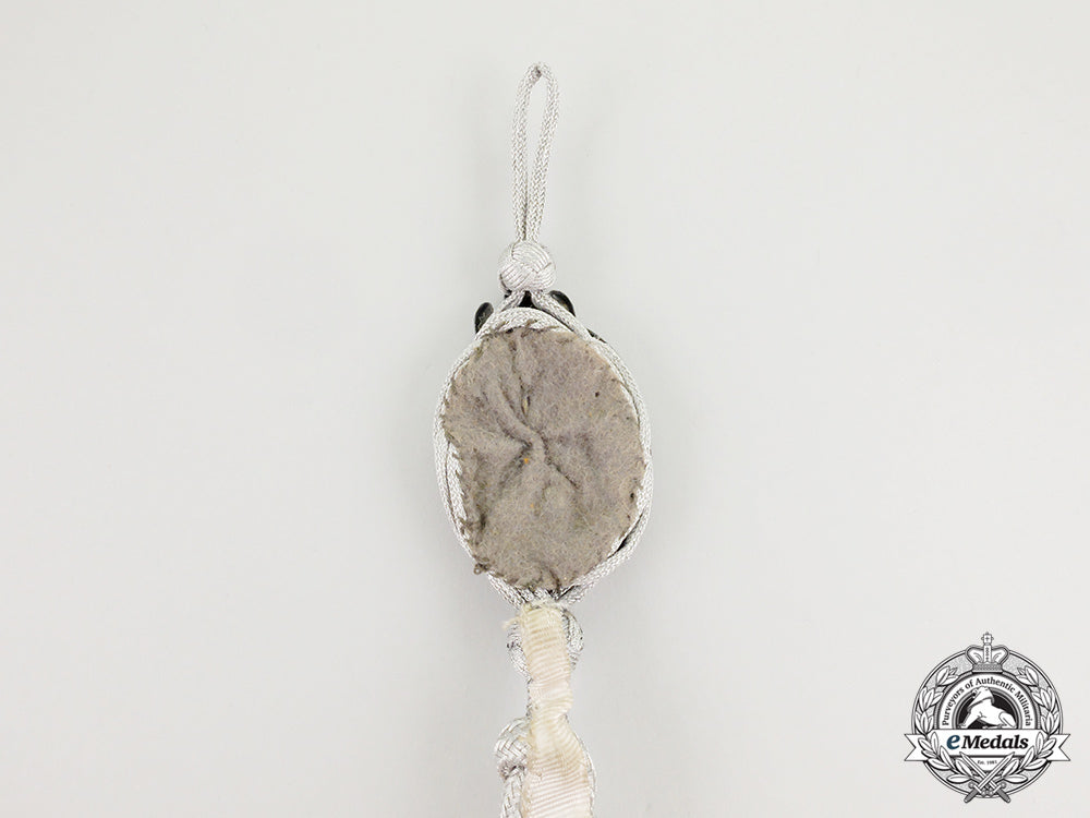 a_second_war_german_heer(_army)_marksmanship_lanyard;_grade_one,_type_two_cc_6195