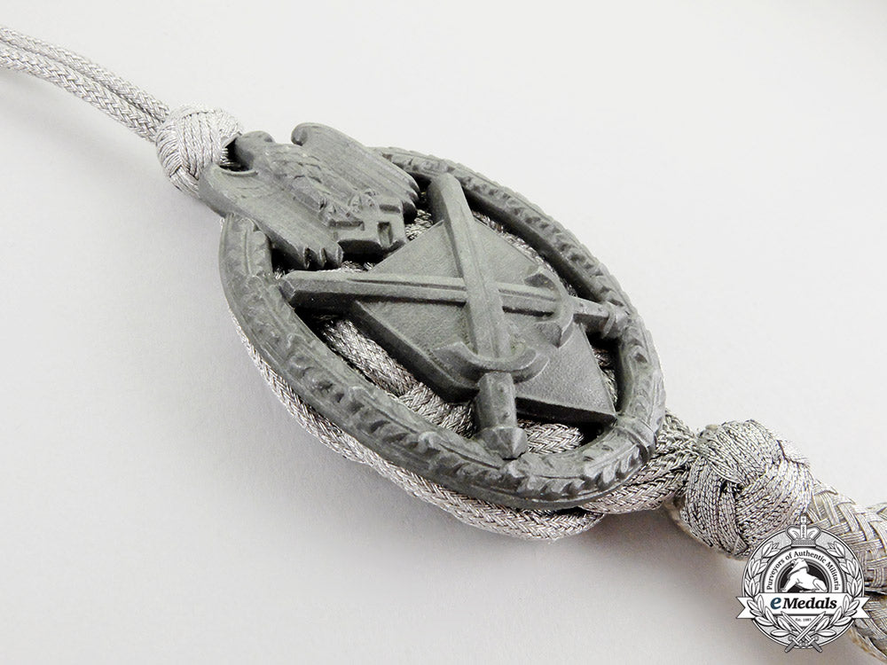 a_second_war_german_heer(_army)_marksmanship_lanyard;_grade_one,_type_two_cc_6196