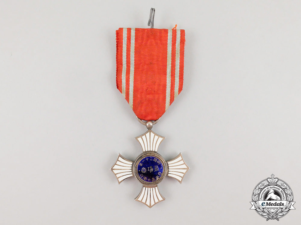 a_japanese_red_cross_order_of_merit_cc_6324