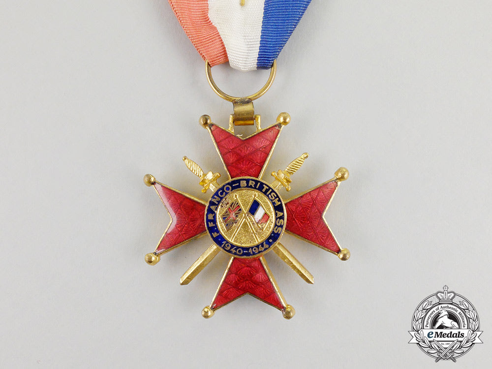 a_free_french_franco-_british_cross_of_honour,_knight_with_cross_of_lorraine_clasp,1940-1944_version,_cc_6395