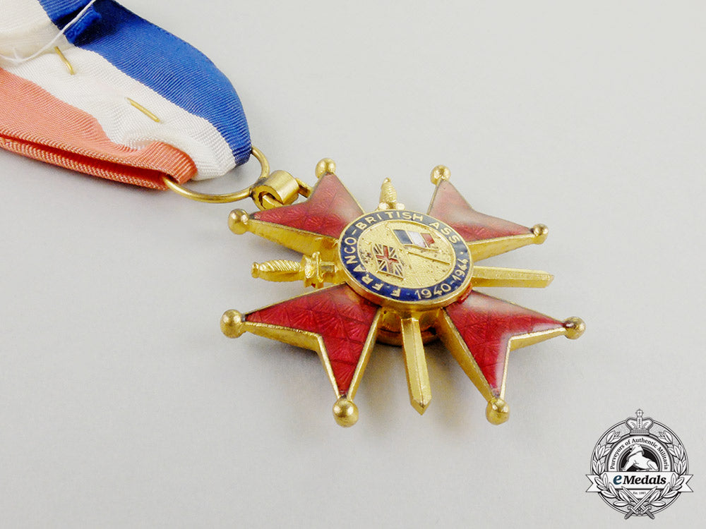 a_free_french_franco-_british_cross_of_honour,_knight_with_cross_of_lorraine_clasp,1940-1944_version,_cc_6398