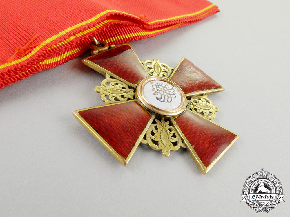 an_imperial_russian_order_of_st._anne,2_nd_class_neck_badge,_civil_division_in_gold_cc_6404_1