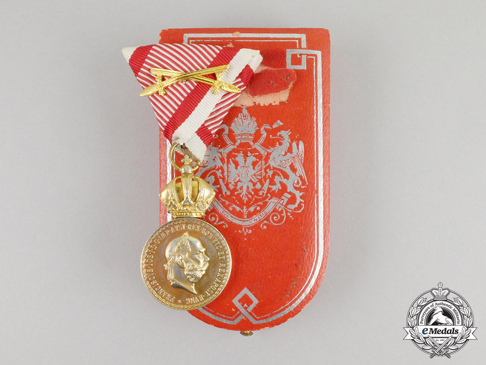 a_hungarian_made_austrian_military_merit_medal"_signum_laudis"_in_case_cc_6412