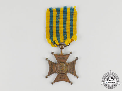 a_dutch_lombok_cross1894_cc_6460