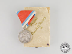 A First War Period Serbian Medal For Civil Merit; Second Class In Case Of Issue