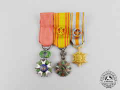France, Republic. A Tunisian Order Of Glory Miniature Group