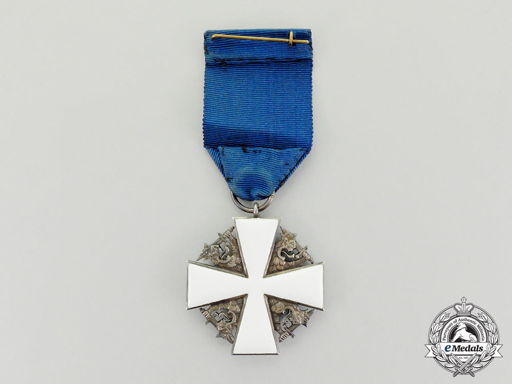 a_finnish_order_of_the_white_rose;_knight2_nd_class_cc_6701_2_1