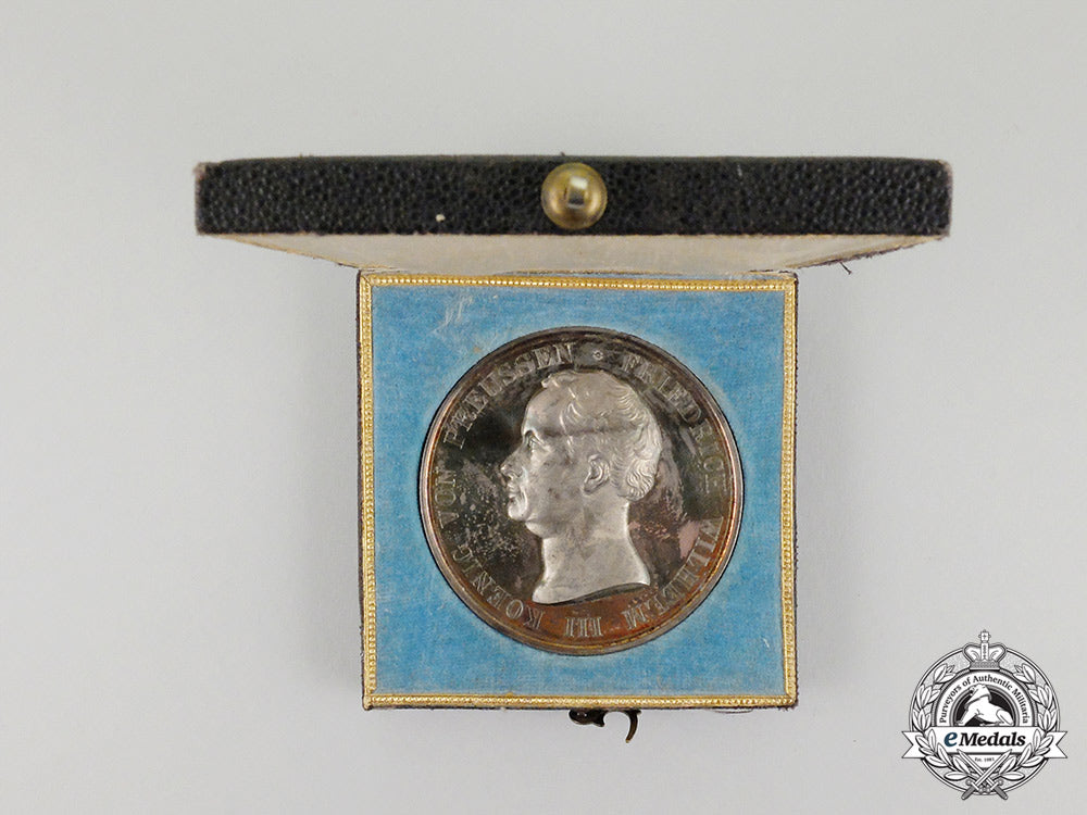 a_prussian_lifesaving_table_medal_in_case_c.1820_cc_6746