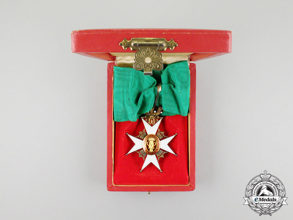 sweden._an_order_of_vasa,_commander's_neck_badge_by_carlman_cc_6852