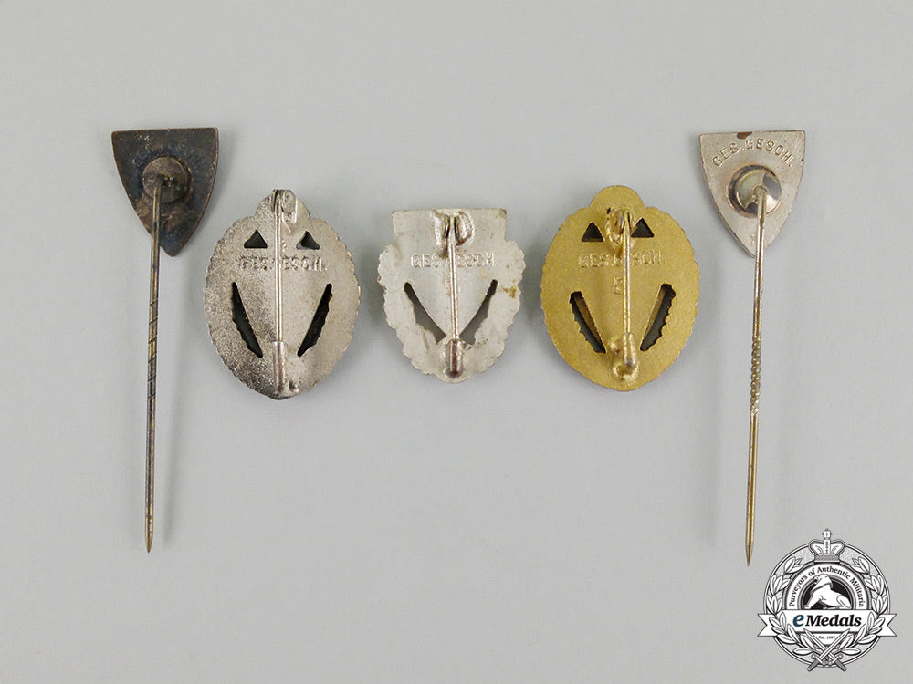 five_reichs_warrior_veteran’s_league_membership_pins_and_badges_cc_7215