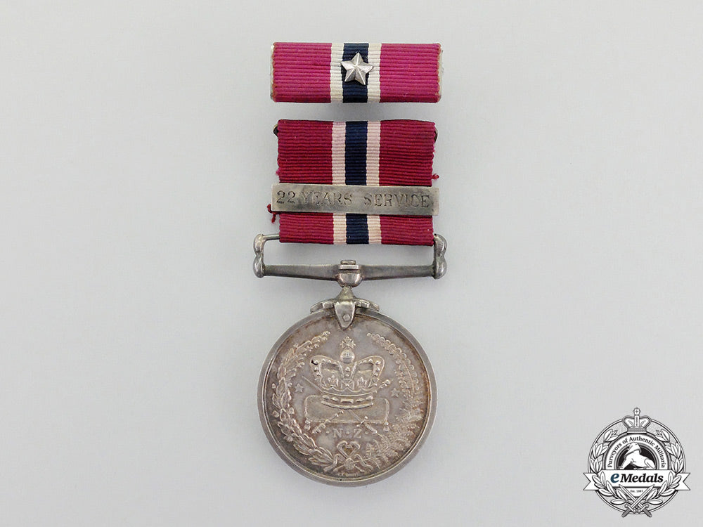 a1913_new_zealand_long_service_and_efficient_service_medal,_to_constable_p.j._mccarthy_cc_7278