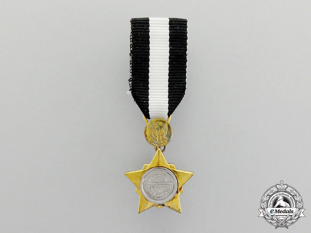 a_sudanese_army_long_and_distinguished_service_order,_fullsize_and_miniature,_boxed_cc_7288