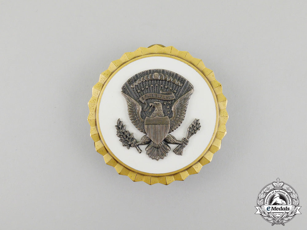 united_states._an_executive_branch_vice_presidential_service_badge_cc_7309