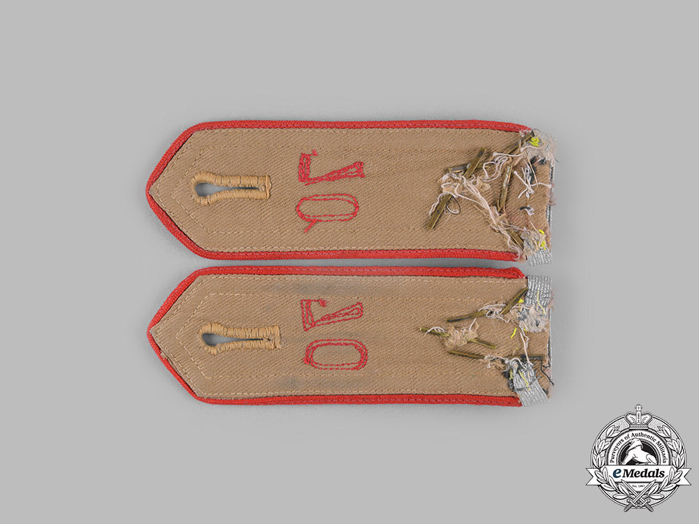 germany,_hj._a_set_of_hj_bann70_leader’s_shoulder_straps_ci19_0043