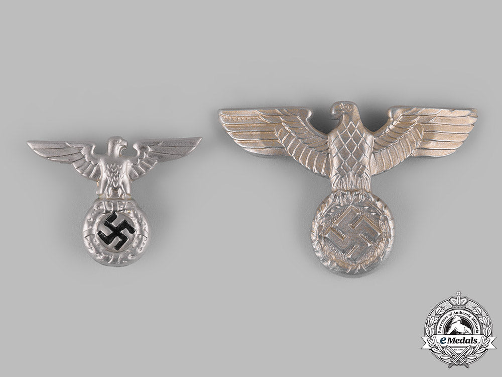 germany,_third_reich._a_pair_of_eagle_cap_insignia_ci19_0073