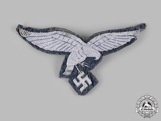 germany,_luftwaffe._an_officer’s_tunic_breast_eagle_ci19_0075