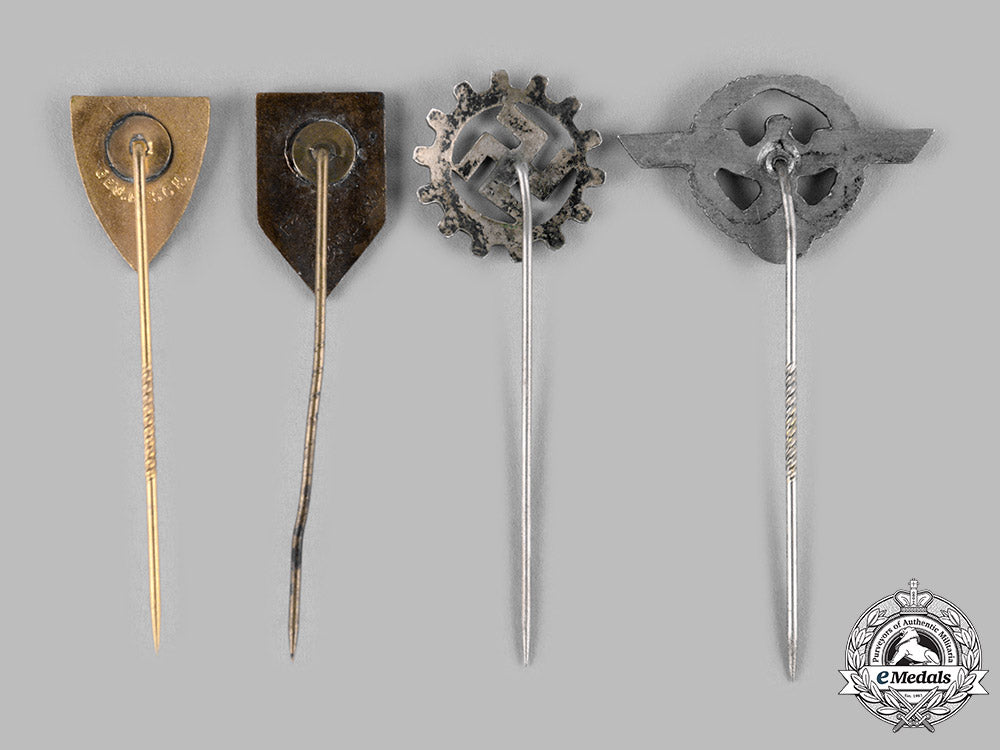 germany,_third_reich._a_lot_of_third_reich_stick_pins_ci19_0131