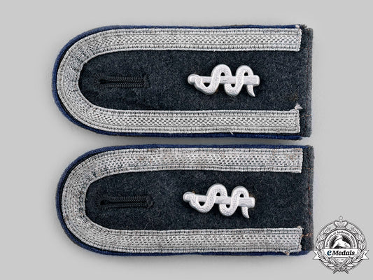germany,_luftwaffe._a_pair_of_medical_unteroffizier_shoulder_boards_ci19_0148
