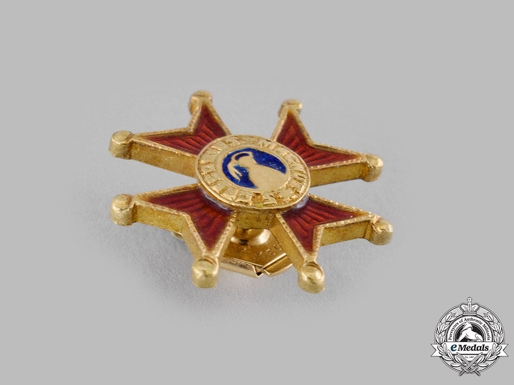 vatican._a_spink-_made_pontifical_equestrian_order_of_st._gregory_the_great_gold_lapel_badge_ci19_0166