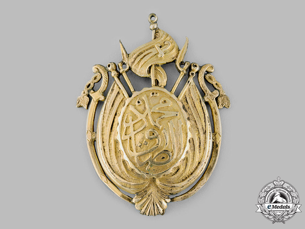 tunisia,_ottoman_empire._an_infantry_officer's_fez_plate,_c.1865_ci19_0280_1