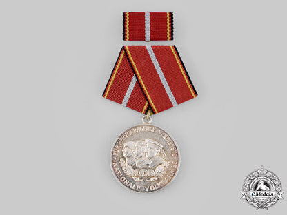 germany,_gdr._a_national_people’s_army(_nva)_distinguished_service_medal,_silver_grade,_with_case_ci19_0324