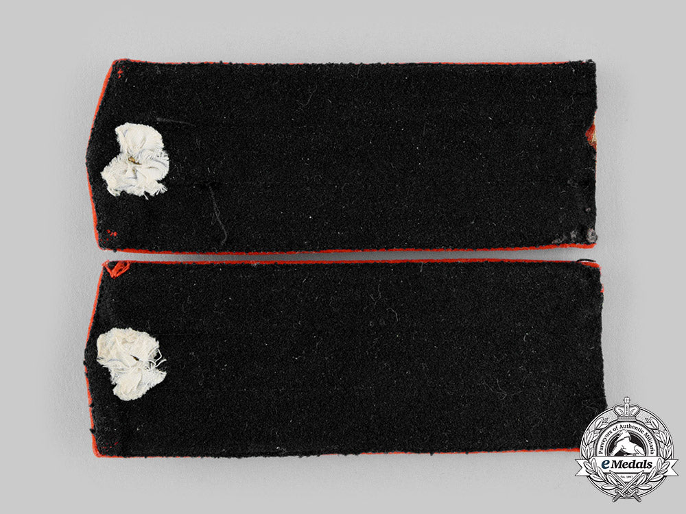 germany,_imperial._a_set_of_heer9_th_infantry_division_shoulder_boards_ci19_0339_1